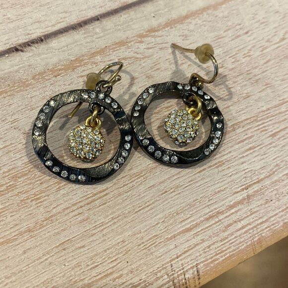 Crystal Dangle Earrings - Picture 4 of 10